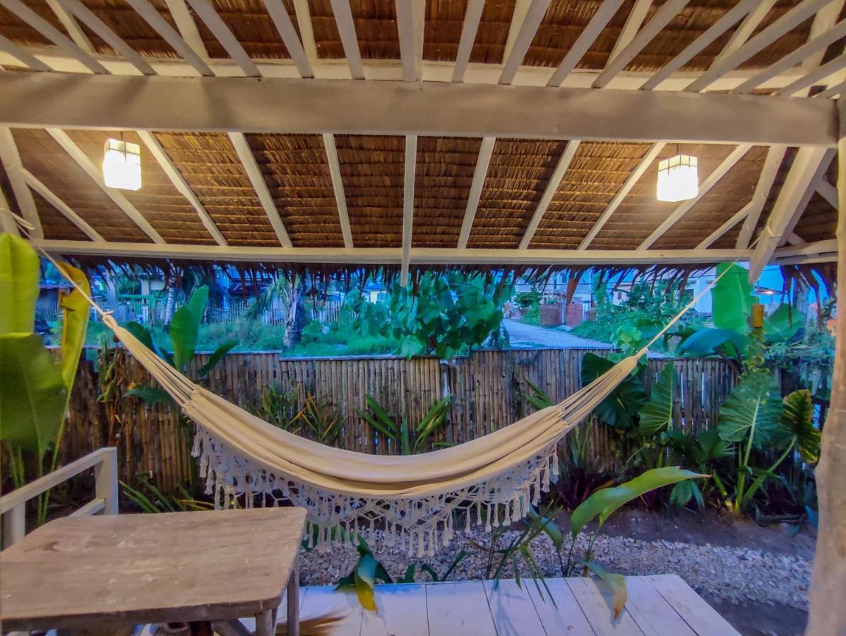 The Surf Shacks - Beach House, Aircon, Fast Wifi General Luna  Extérieur photo